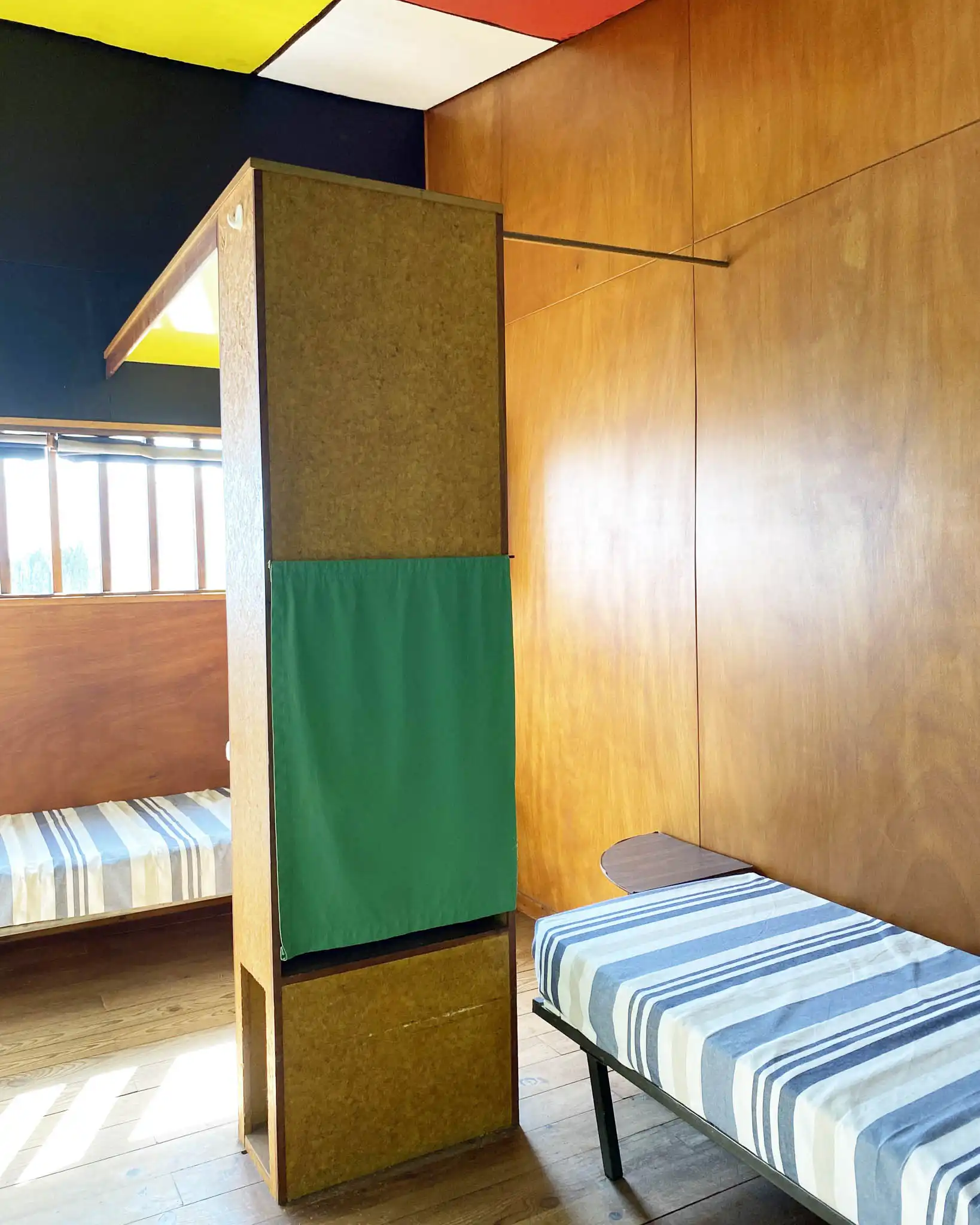 Vista interna le cabanon di le corbusier